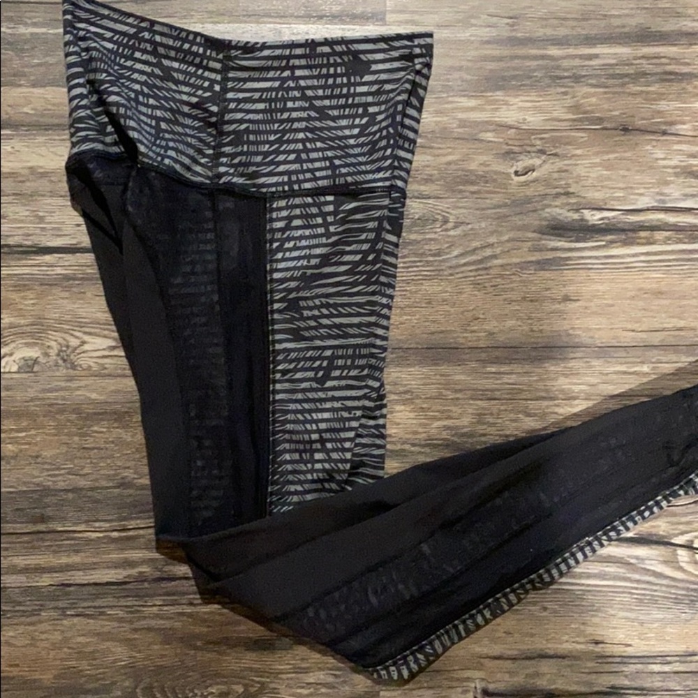 Lululemon Size 6 High Rise Leggings